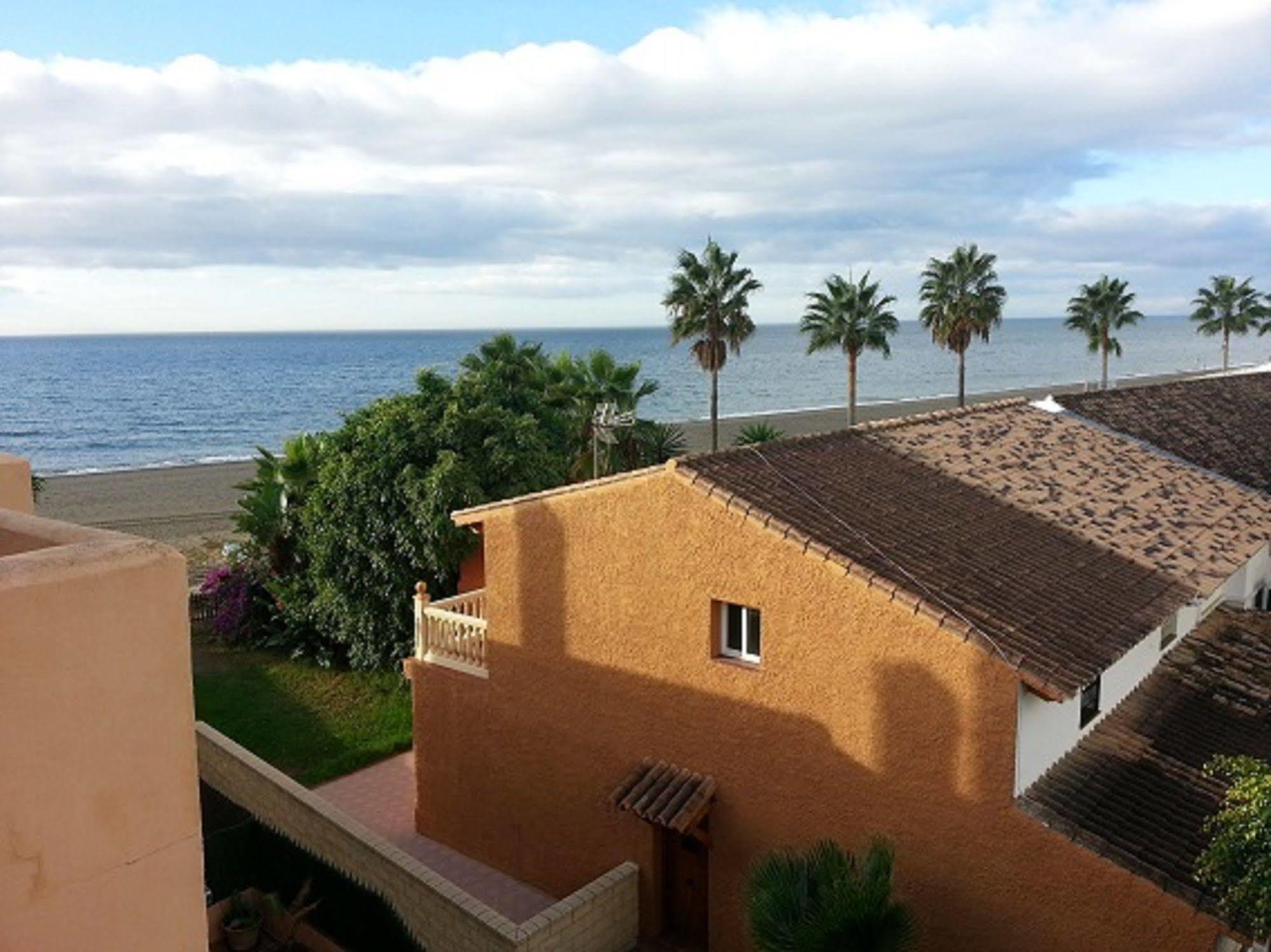 Galindo Beach El Saladillo Estepona Exterior foto
